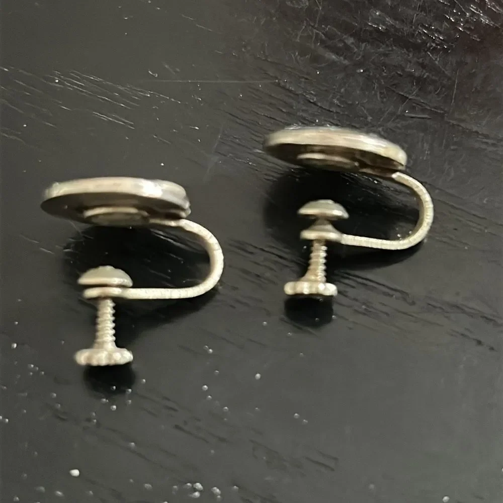 VIntage Signed Alpaca Mexico Sterling screwback earrings with mother of pearl